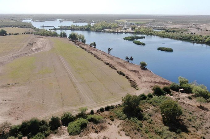 Áreas amplias para cultivos principales de exportación